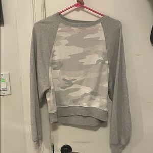 American Eagle Outfitters Light Gray Camo Sweater